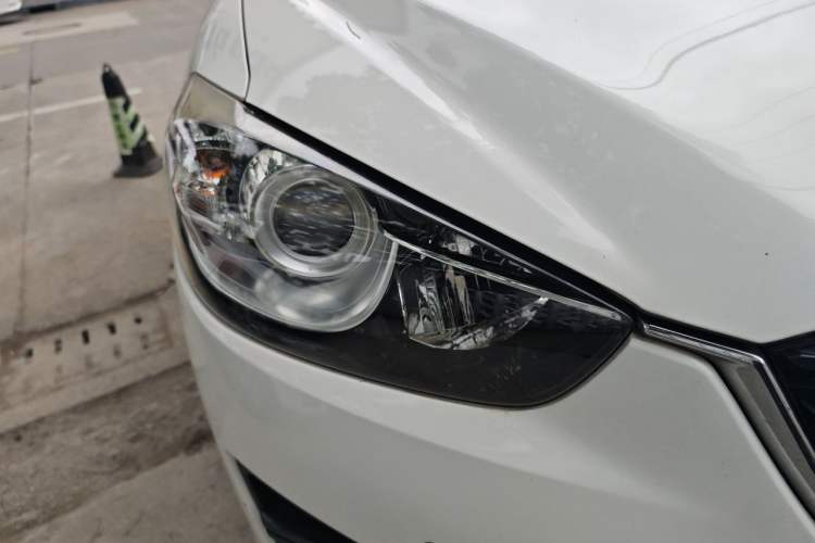 Used Mazda CX-5 2015 2.5L Automatic 4x4 Prestige Edition Right Front Headlight