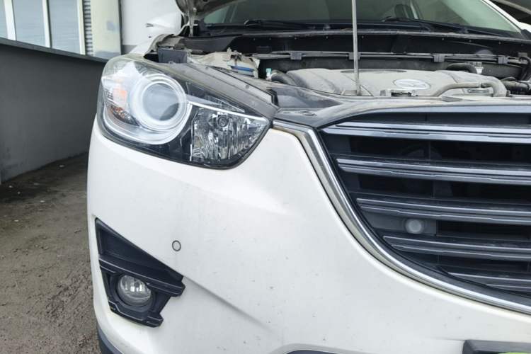 Used Mazda CX-5 2015 2.0L Automatic Two-Wheel Drive Urban Version Right Front Headlight