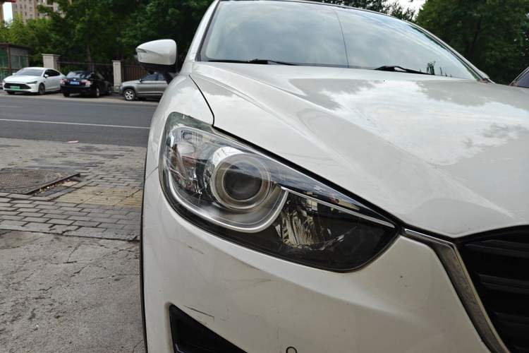 Used Mazda CX-5 2015 2.0L Automatic Two-Wheel Drive Urban Version Right Front Headlight
