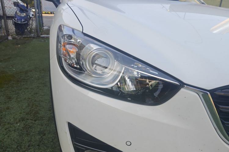 Used Mazda CX-5 2015 2.0L Automatic Two-Wheel Drive Urban Version Right Front Headlight