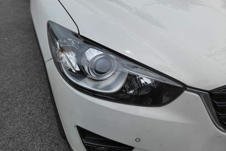 Used Mazda CX-5 2015 2.0L Automatic Two-Wheel Drive Urban Version Right Front Headlight