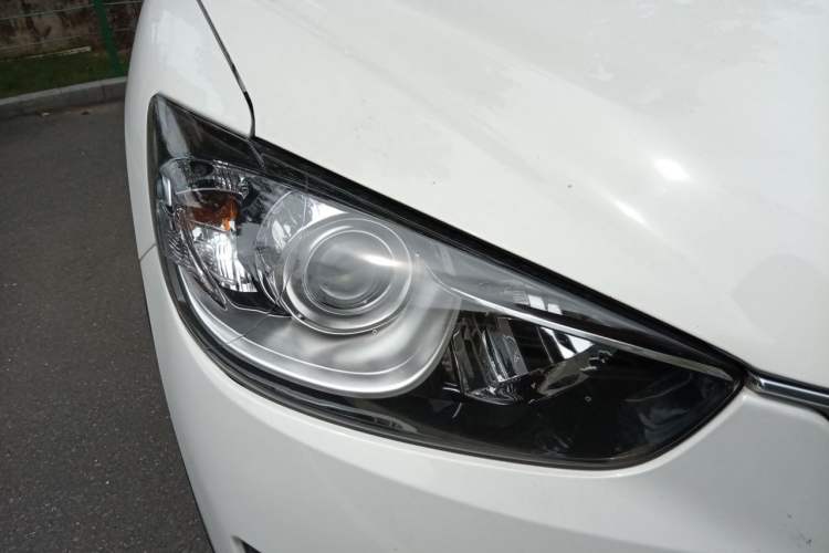 Used Mazda CX-5 2015 2.0L Automatic Two-Wheel Drive Urban Version Right Front Headlight