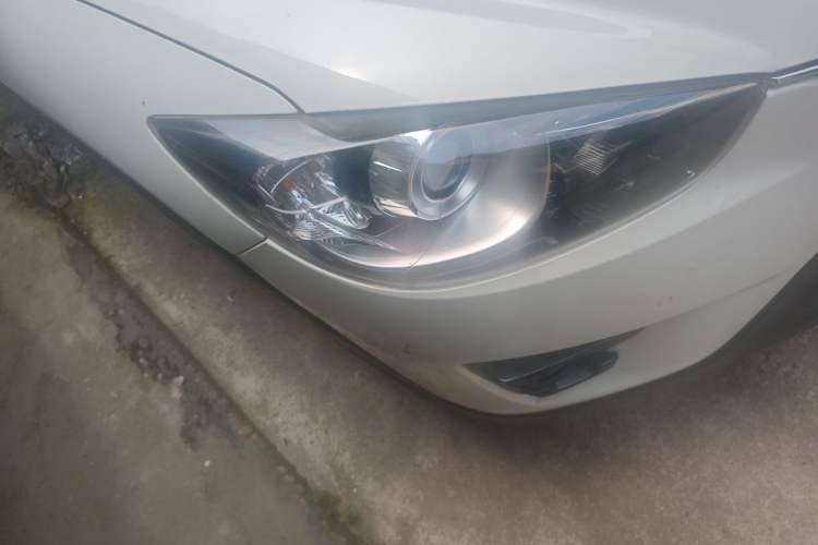 Used Mazda CX-5 2015 2.0L Automatic Two-Wheel Drive Urban Version Right Front Headlight