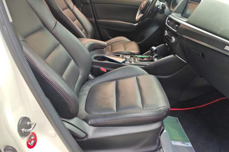 Used Mazda CX-5 2015 2.5L Automatic 4x4 Flagship Model Right Front Seat