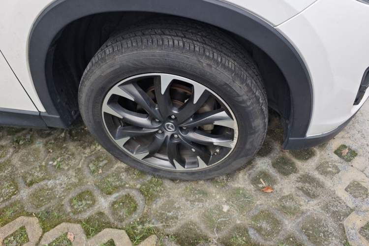 Used Mazda CX-5 2015 2.5L Automatic 4x4 Flagship Model Right Front Wheel Hub