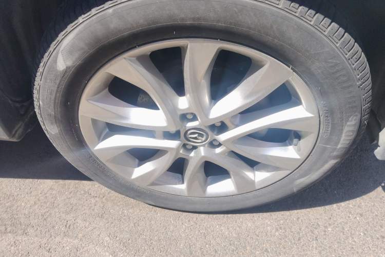 Used Mazda CX-5 2015 2.5L Automatic 4x4 Prestige Edition Right Front Wheel Hub