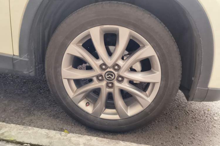 Used Mazda CX-5 2015 2.5L Automatic 4x4 Prestige Edition Right Front Wheel Hub