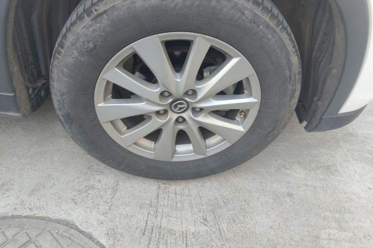 Used Mazda CX-5 2015 2.0L Automatic Two-Wheel Drive Urban Version Right Front Wheel Hub