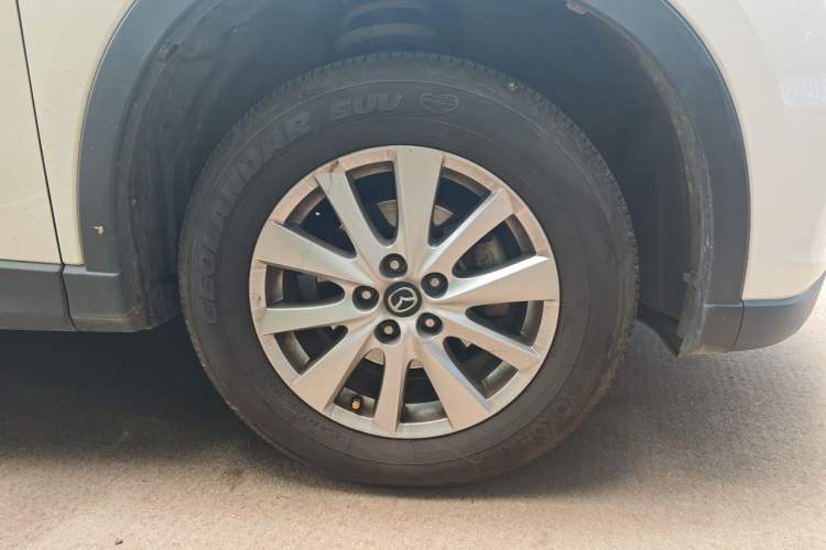 Used Mazda CX-5 2015 2.0L Automatic 2WD Comfort Edition Right Front Wheel Hub