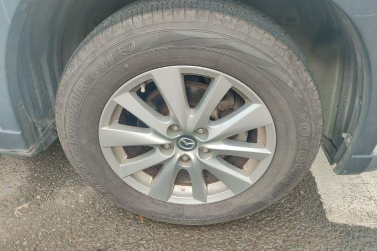 Used Mazda CX-5 2015 2.0L Automatic Two-Wheel Drive Urban Version Right Front Wheel Hub