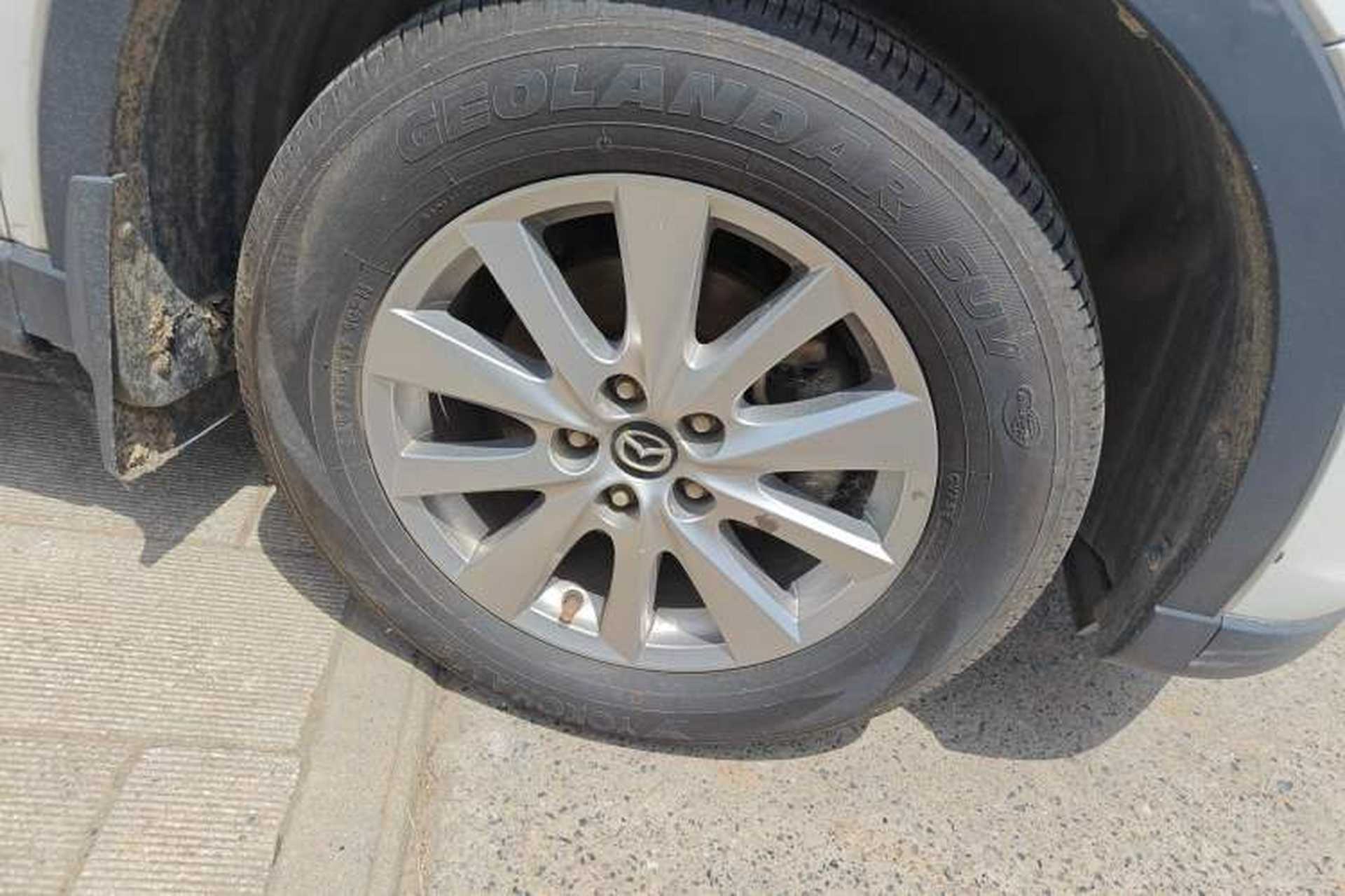 Used Mazda CX-5 2015 2.0L Automatic Two-Wheel Drive Urban Version Right Front Wheel Hub