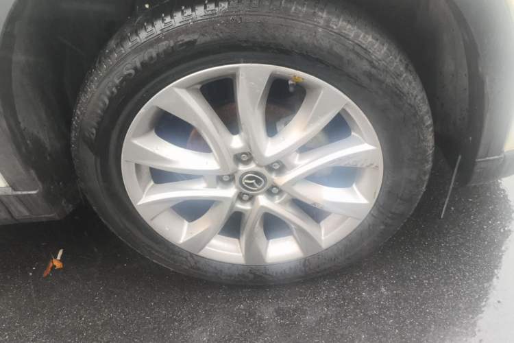 Used Mazda CX-5 2015 2.5L Automatic 4x4 Prestige Edition Right Front Wheel Hub