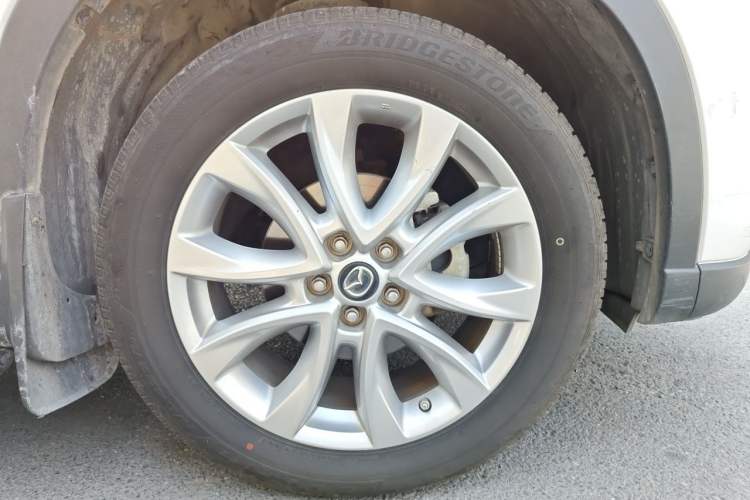 Used Mazda CX-5 2015 2.5L Automatic 4x4 Prestige Edition Right Front Wheel Hub