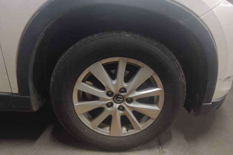 Used Mazda CX-5 2015 2.0L Automatic 2WD Comfort Edition Right Front Wheel Hub