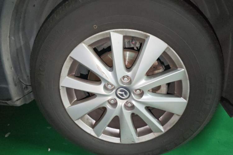 Used Mazda CX-5 2015 2.0L Automatic Two-Wheel Drive Urban Version Right Front Wheel Hub