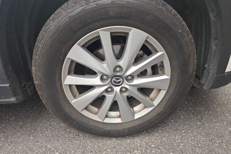 Used Mazda CX-5 2015 2.0L Automatic Two-Wheel Drive Urban Version Right Front Wheel Hub