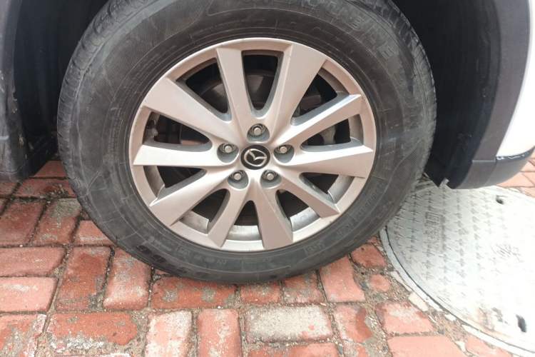 Used Mazda CX-5 2015 2.0L Automatic 2WD Comfort Edition Right Front Wheel Hub