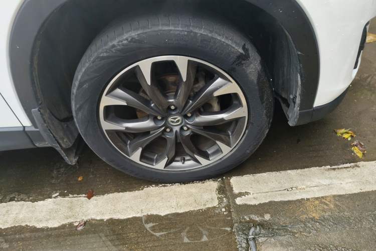 Used Mazda CX-5 2015 2.5L Automatic 4x4 Prestige Edition Right Front Wheel Hub