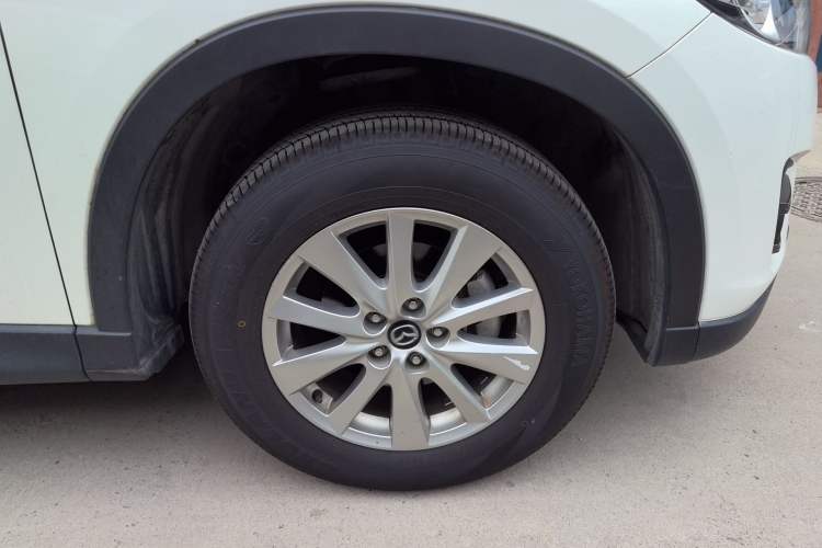 Used Mazda CX-5 2015 2.0L Automatic Two-Wheel Drive Urban Version Right Front Wheel Hub