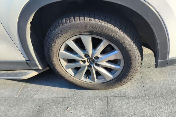 Used Mazda CX-5 2015 2.0L Automatic Two-Wheel Drive Urban Version Right Front Wheel Hub