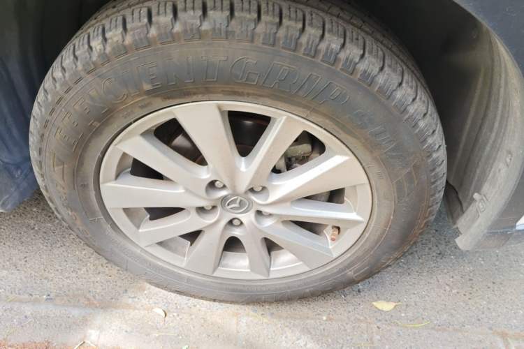 Used Mazda CX-5 2015 2.0L Automatic Two-Wheel Drive Urban Version Right Front Wheel Hub