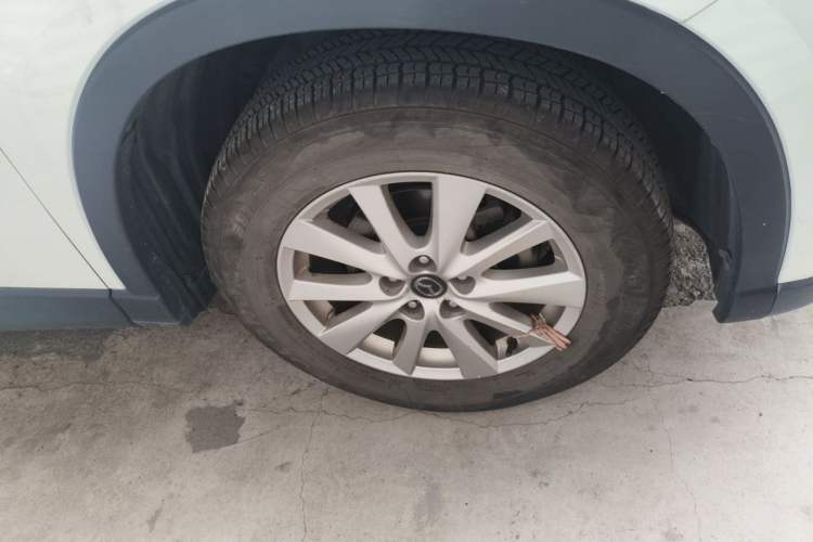 Used Mazda CX-5 2015 2.0L Automatic Two-Wheel Drive Urban Version Right Front Wheel Hub