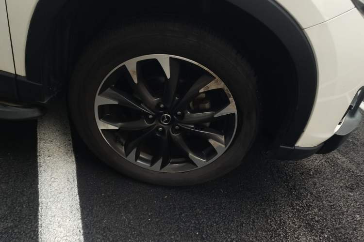 Used Mazda CX-5 2015 2.5L Automatic 4x4 Prestige Edition Right Front Wheel Hub