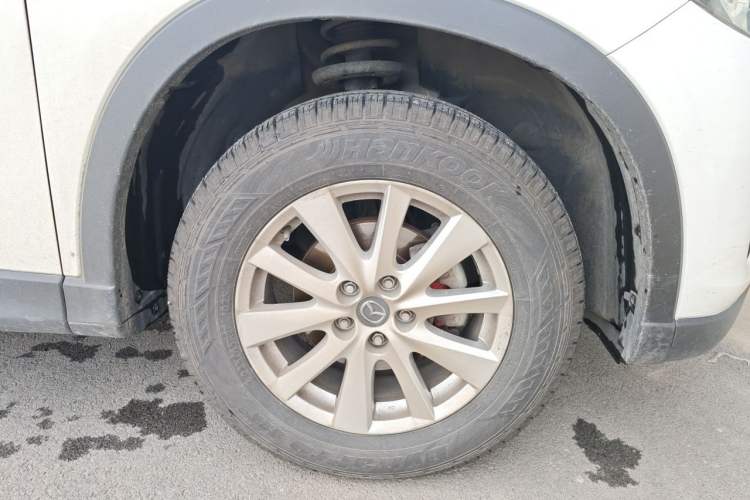Used Mazda CX-5 2015 2.0L Manual Two-Wheel Drive Comfort Version Right Front Wheel Hub