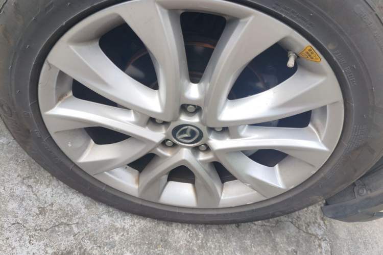 Used Mazda CX-5 2015 2.5L Automatic 4x4 Prestige Edition Right Front Wheel Hub