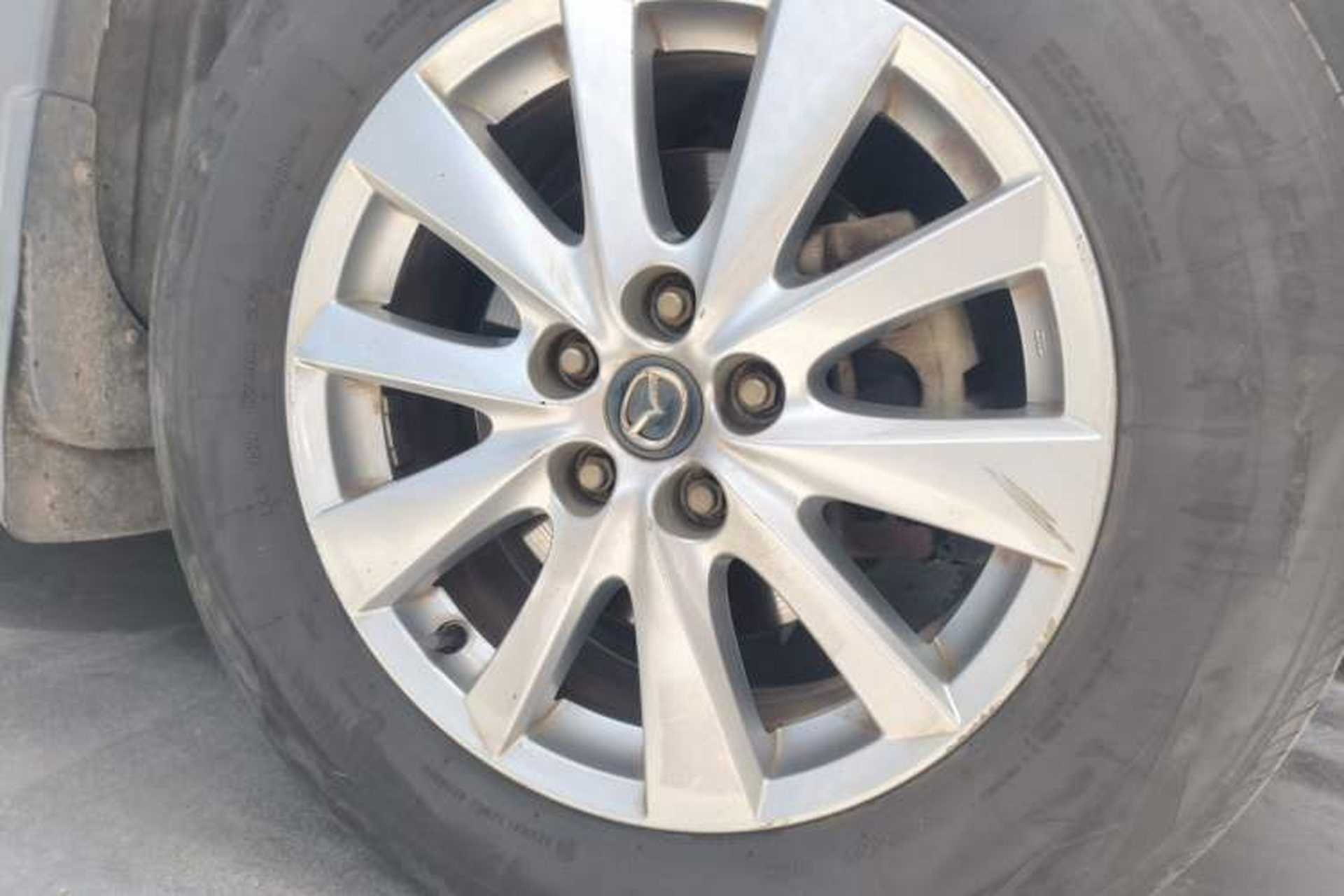 Used Mazda CX-5 2015 2.0L Automatic Two-Wheel Drive Urban Version Right Front Wheel Hub