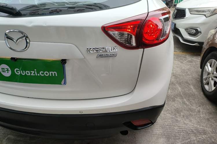 Used Mazda CX-5 2015 2.0L Automatic Two-Wheel Drive Urban Version Right Rear Taillight