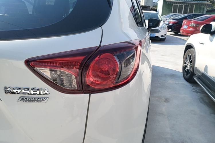 Used Mazda CX-5 2015 2.0L Automatic Two-Wheel Drive Urban Version Right Rear Taillight