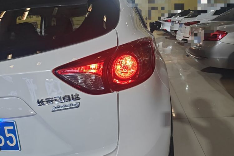Used Mazda CX-5 2015 2.0L Automatic Two-Wheel Drive Urban Version Right Rear Taillight