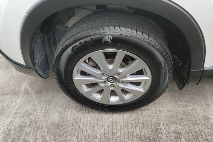 Used Mazda CX-5 2015 2.0L Automatic Two-Wheel Drive Urban Version Right Rear Wheel Hub