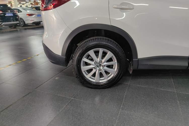 Used Mazda CX-5 2015 2.0L Automatic Two-Wheel Drive Urban Version Right Rear Wheel Hub