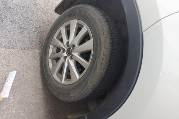 Used Mazda CX-5 2015 2.0L Automatic Two-Wheel Drive Urban Version Right Rear Wheel Hub