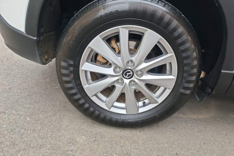 Used Mazda CX-5 2015 2.0L Automatic Two-Wheel Drive Urban Version Right Rear Wheel Hub