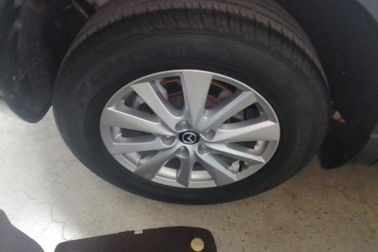 Used Mazda CX-5 2015 2.0L Automatic Two-Wheel Drive Urban Version Right Rear Wheel Hub