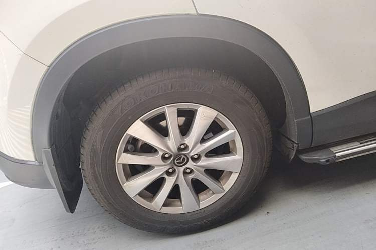 Used Mazda CX-5 2015 2.0L Automatic Two-Wheel Drive Urban Version Right Rear Wheel Hub