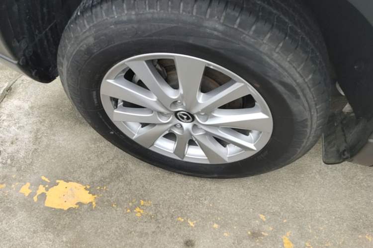 Used Mazda CX-5 2015 2.0L Automatic Two-Wheel Drive Urban Version Right Rear Wheel Hub