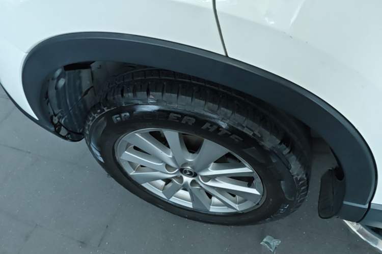 Used Mazda CX-5 2015 2.0L Automatic Two-Wheel Drive Urban Version Right Rear Wheel Hub