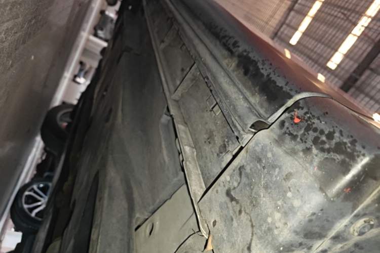 Used Mazda CX-5 2015 2.5L Automatic 4x4 Prestige Edition Right Side Sill