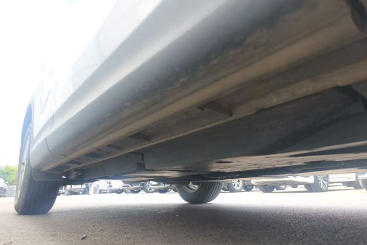 Used Mazda CX-5 2015 2.0L Automatic Two-Wheel Drive Urban Version Right Side Sill