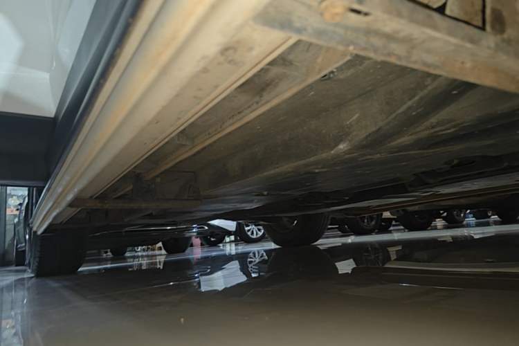 Used Mazda CX-5 2015 2.0L Automatic Two-Wheel Drive Urban Version Right Side Sill
