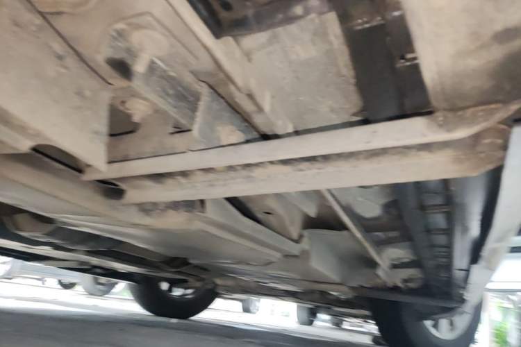Used Mazda CX-5 2015 2.0L Automatic Two-Wheel Drive Urban Version Right Side Sill