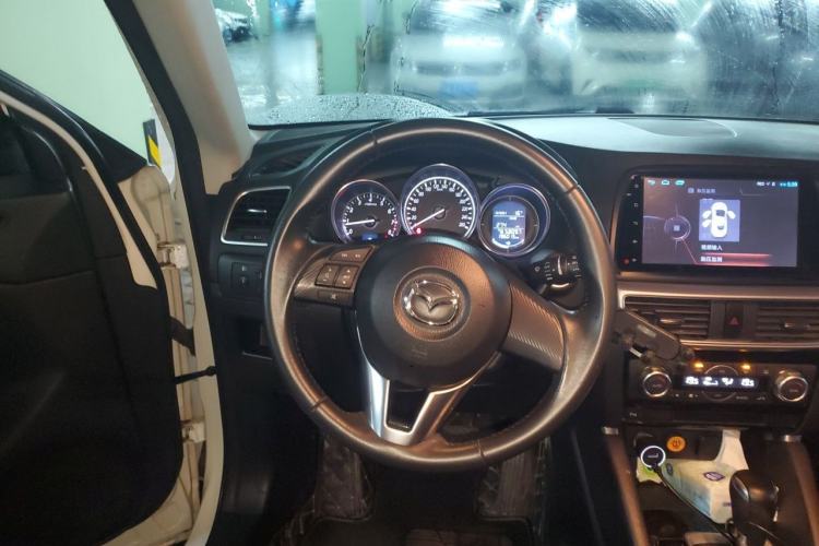 Used Mazda CX-5 2015 2.0L Automatic Two-Wheel Drive Urban Version Steering Wheel