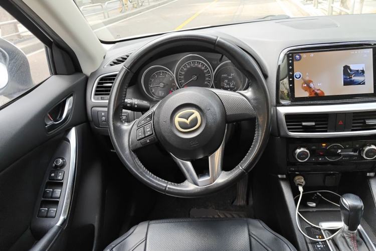 Used Mazda CX-5 2015 2.0L Automatic Two-Wheel Drive Urban Version Steering Wheel