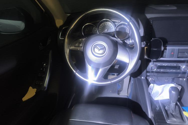 Used Mazda CX-5 2015 2.0L Automatic Two-Wheel Drive Urban Version Steering Wheel