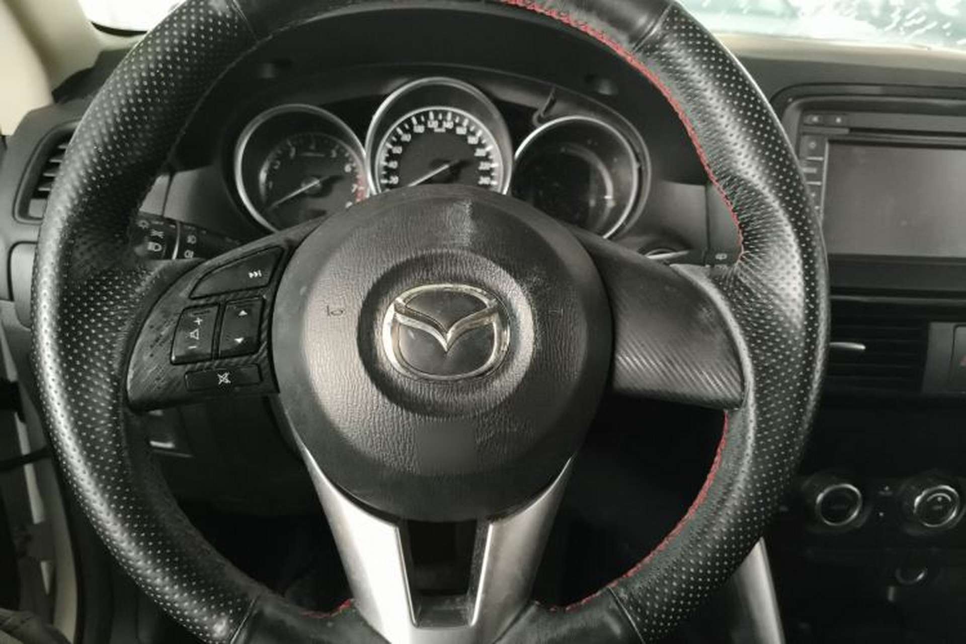 Used Mazda CX-5 2015 2.0L Manual Two-Wheel Drive Comfort Version Steering Wheel