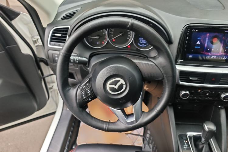 Used Mazda CX-5 2015 2.0L Automatic Two-Wheel Drive Urban Version Steering Wheel